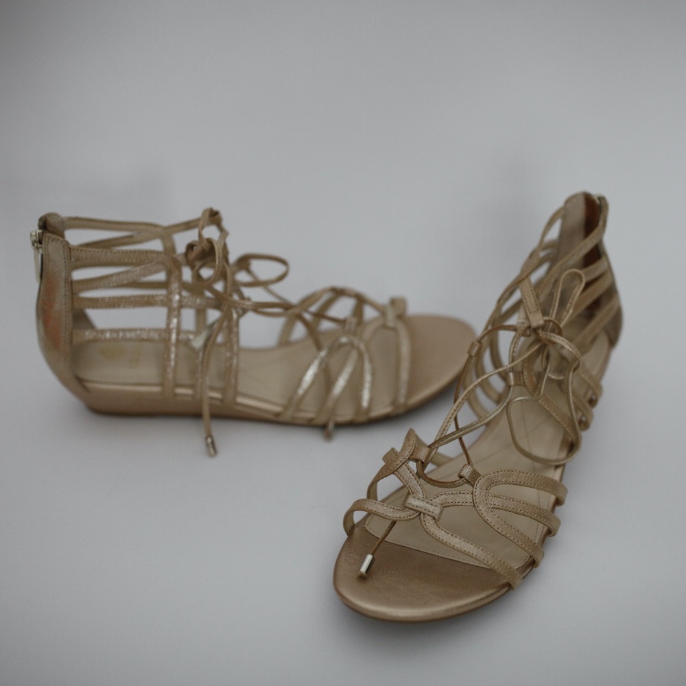 BRAND NEW Isola Gold Sandals